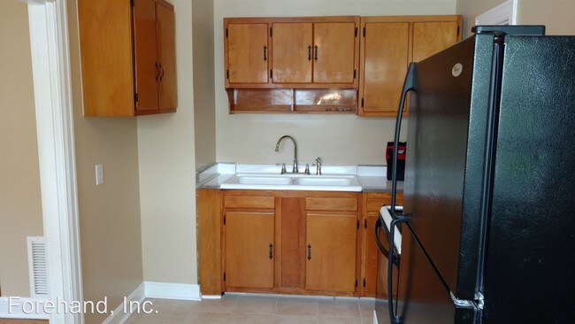 Building Photo - 4 br, 1 bath House - 4624 Fairmont Ave.