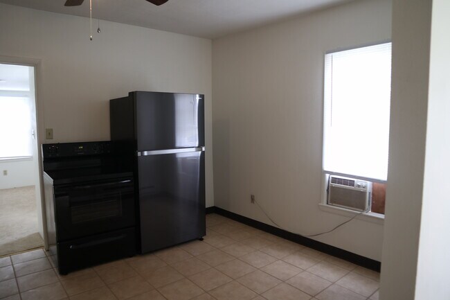 Foto del edificio - 241 Ash St