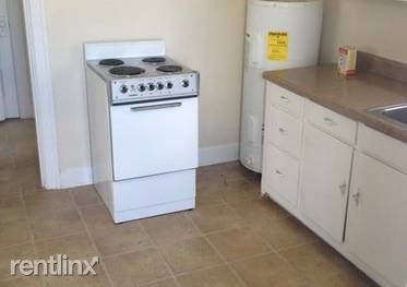 Building Photo - 1404 Menifee Ave