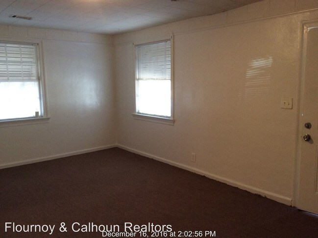Foto del edificio - 3 br, 1 bath House - 2944 Pecan Street