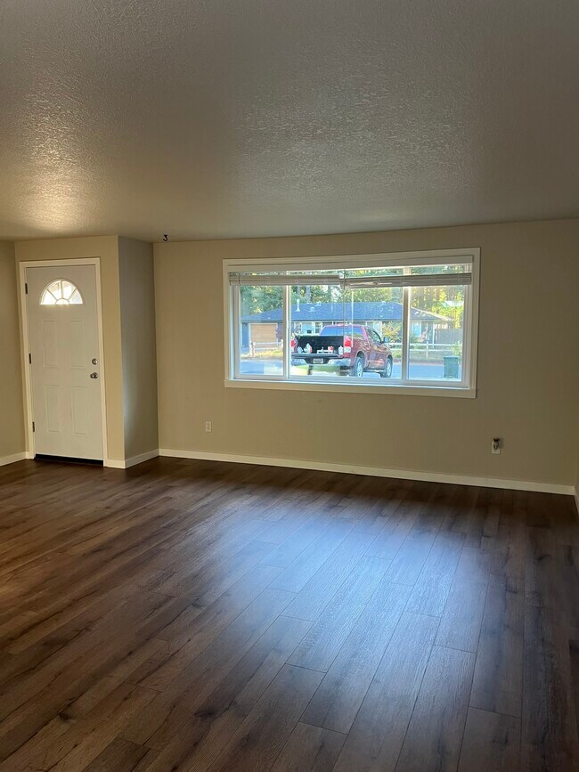 Foto del edificio - 14304 49th Ave Ct NW