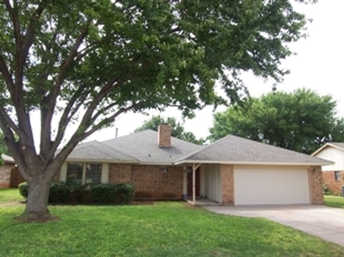 Primary Photo - GREAT SOUTHSIDE LOCATION