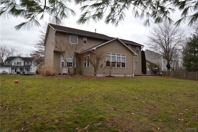 Building Photo - 7224 Moss Creek Cir