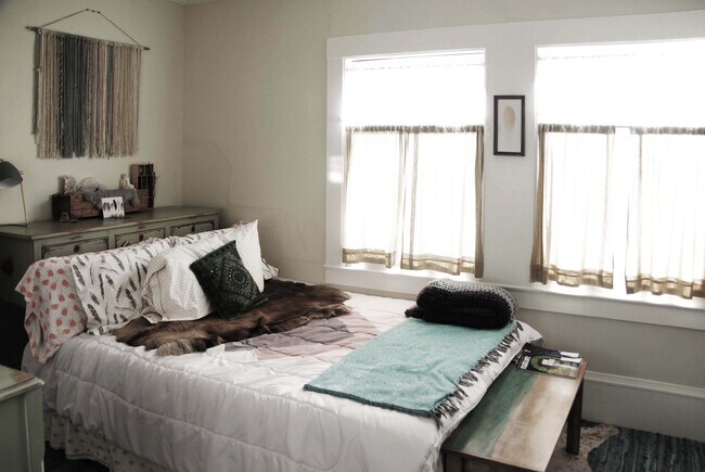 Bedroom 1 - 452 Elwood Ave