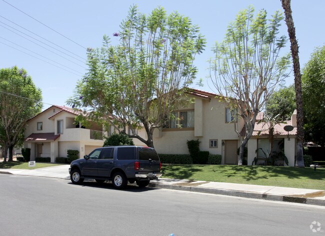 Building Photo - 74621 Shadow Hills Rd