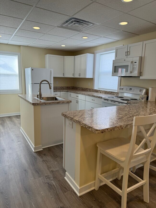 Kitchen - 2082 Church St