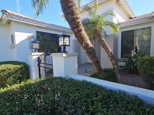 Building Photo - 1701 E Kramer St