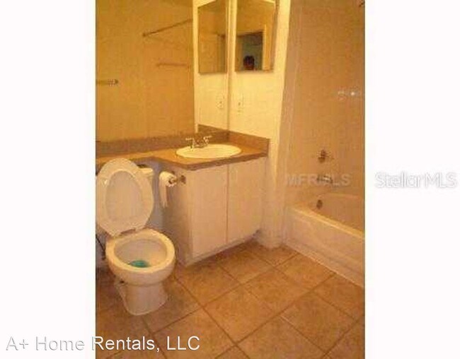 Foto del edificio - 1 br, 1 bath House - 8915 Latrec Ave. Bldg...