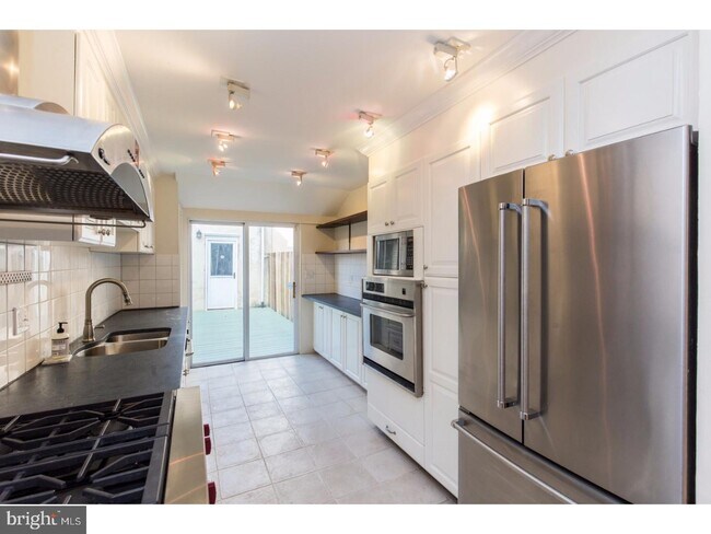 Foto del edificio - 203 Carpenter St