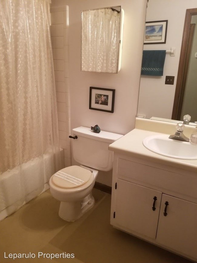Building Photo - 2 br, 1.5 bath House - 1924 Fleishman Road