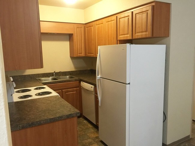 Foto del edificio - 3 bedroom 1.5 bath w/ attached one car garage