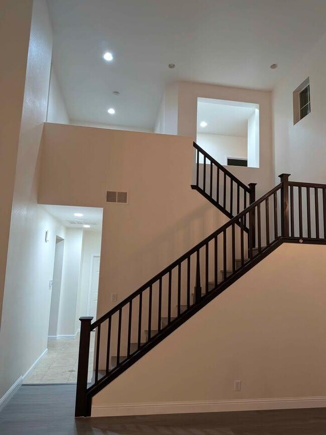 Foto del edificio - 1901 Oregano Way