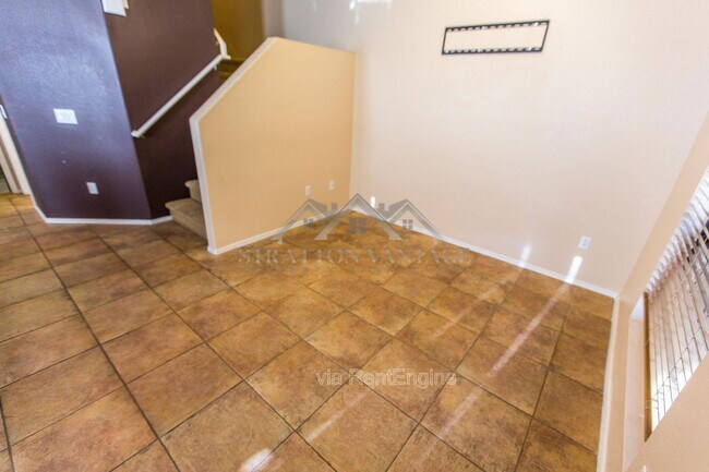 Foto del edificio - 1702 E Bell Rd