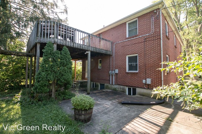 Building Photo - 2 br, 1 bath Apartment - 309 Parkdale St