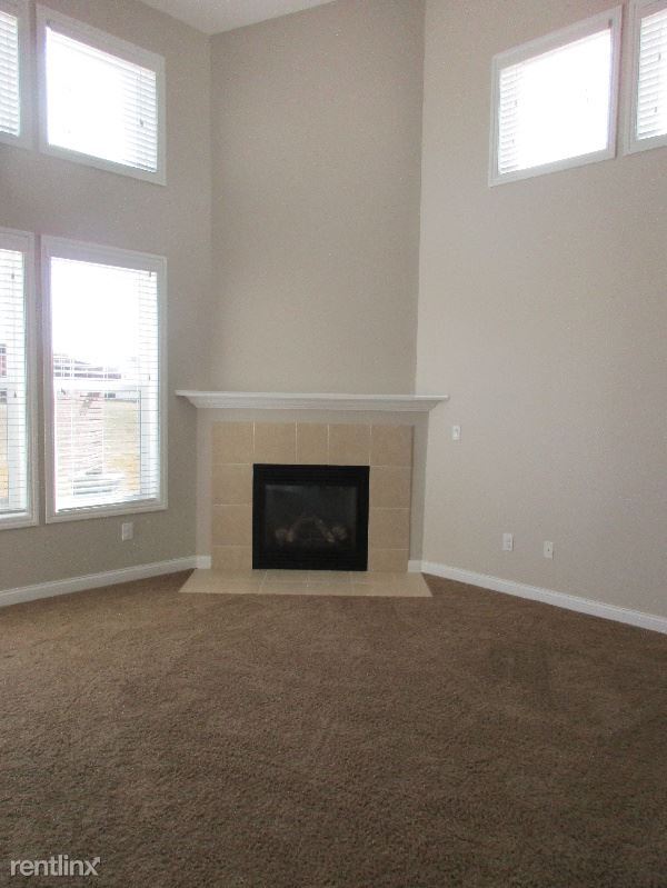 Building Photo - 3 br, 2.5 bath House - 1794 Ivy St