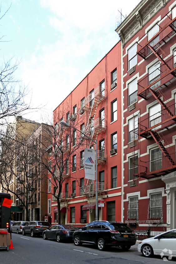 309-311 W 55th St - 311 West 55th Street