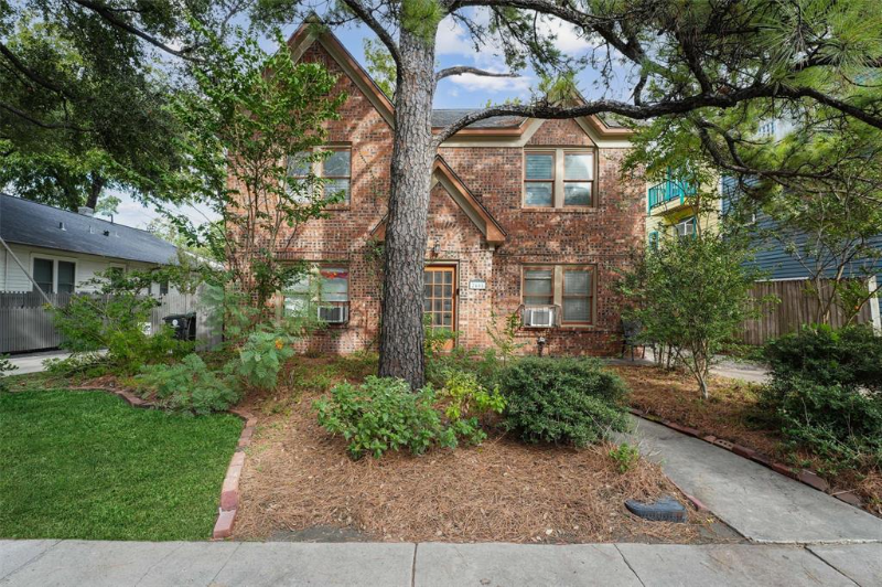 Foto principal - 2408 White Oak Dr