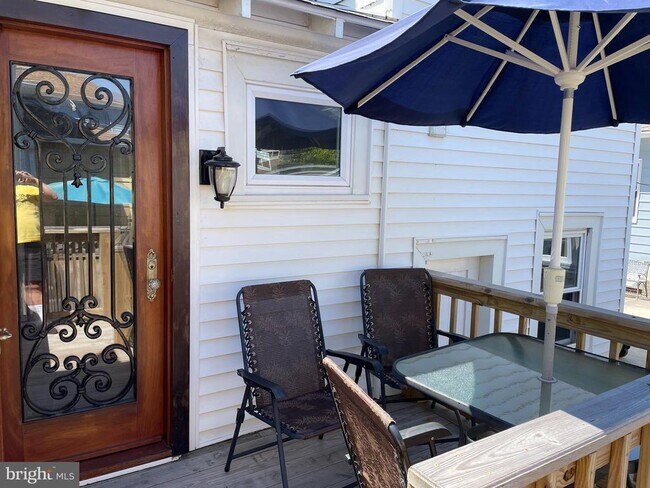 Foto del edificio - 7103 Ventnor Ave