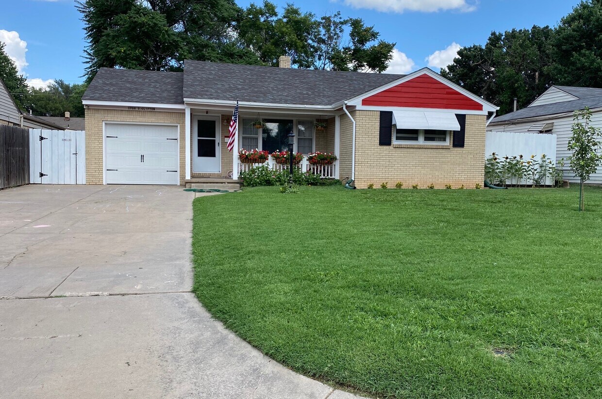 Foto principal - 1708 S Clifton Ave