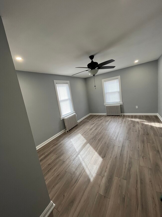 Bedroom - 526 Military Rd