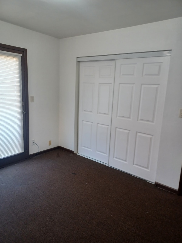 Building Photo - 4876 N 50th St
