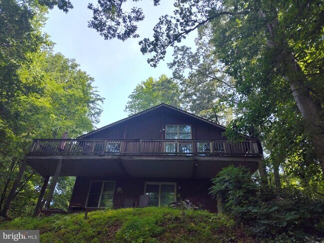Foto del edificio - 43925 Drum Cliff Rd