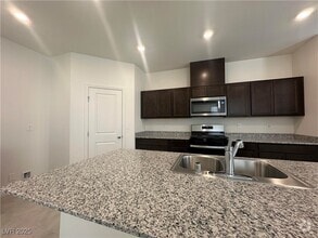 Building Photo - 9097 Vesey Ave