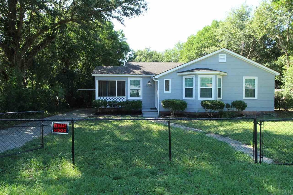 1309 Wilson Ave, Pensacola, FL 32507 House for Rent in Pensacola, FL