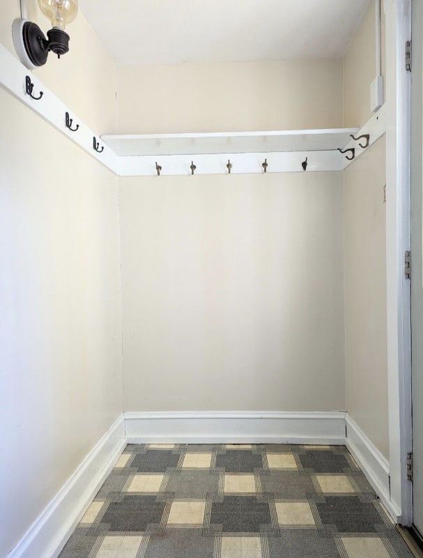 Building Photo - 426 W Main St