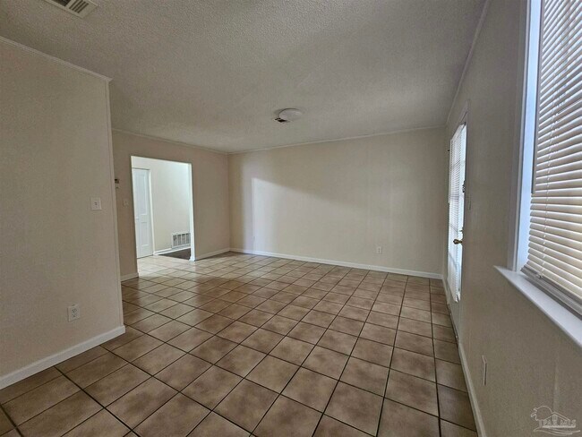 Foto del edificio - 5604 Scotland Terrace