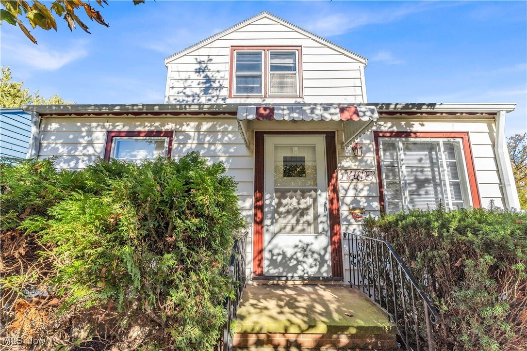 Primary Photo - 1487 E 193rd St