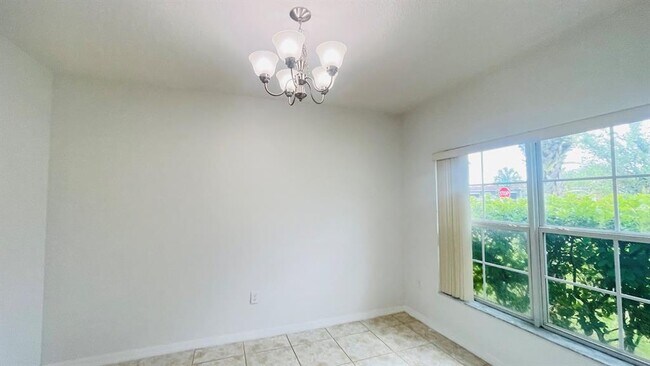 Foto del edificio - 4044 Marina Isle Dr