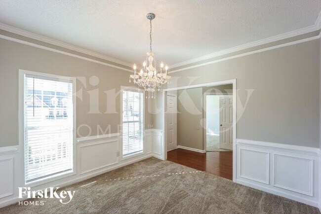 Foto del edificio - 333 Westhill Dr