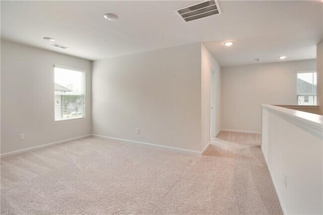 Foto del edificio - 19 Springwood Ln