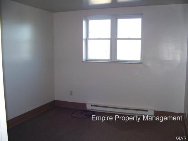 Foto del edificio - 715 E 7th St