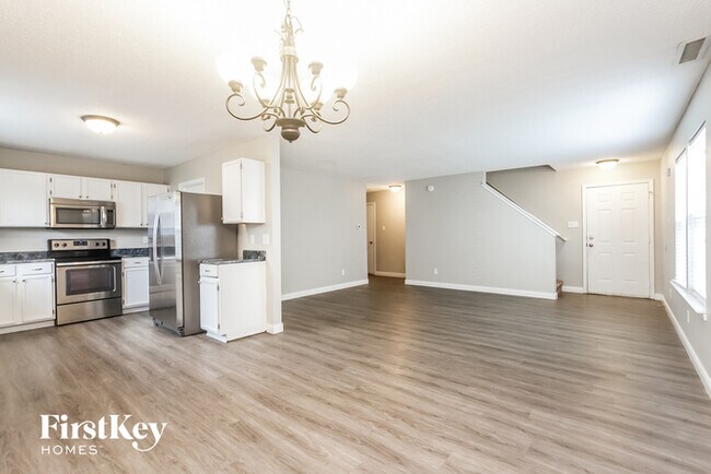 Foto del edificio - 1262 Kenwood Dr
