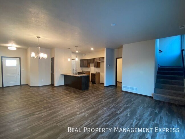 Foto del edificio - 5822 S Whisper Creek Pl
