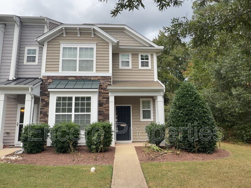 Foto principal - 1200 Grace Point Rd