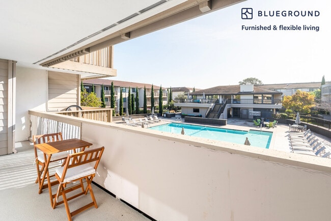 Foto del edificio - 644 Edgewater Blvd