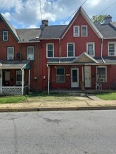 Building Photo - 420 Valley Rd
