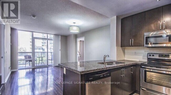 Building Photo - 3 Michael Power Pl