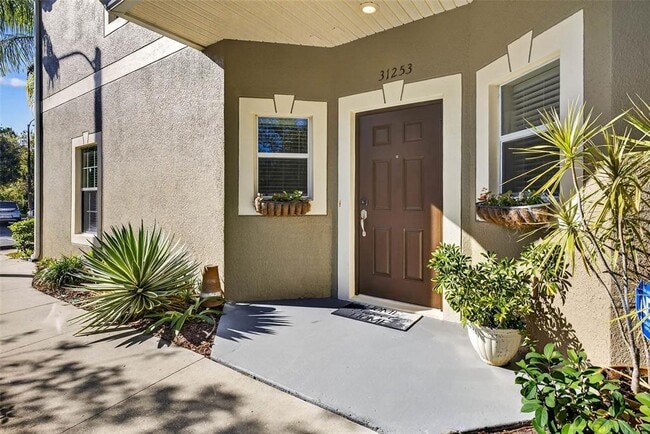 Foto del edificio - 31253 Claridge Pl