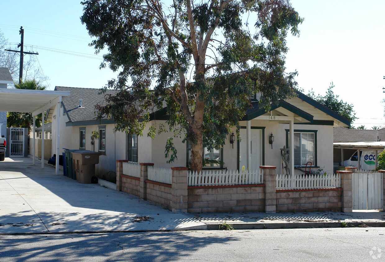 Building Photo - 142-148 152 Mckee St