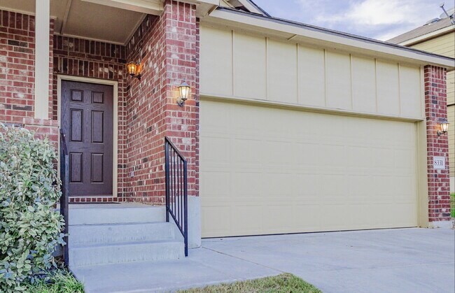 Foto del edificio - 8331 Bending Willow