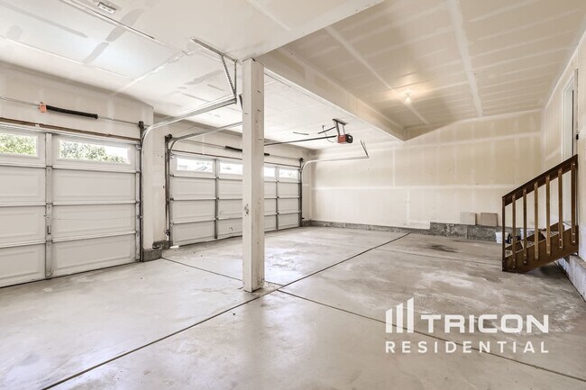 Foto del edificio - 24153 E 2nd Dr