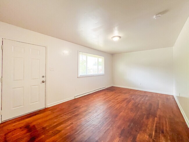 Foto del edificio - 1107 W Augusta Ave