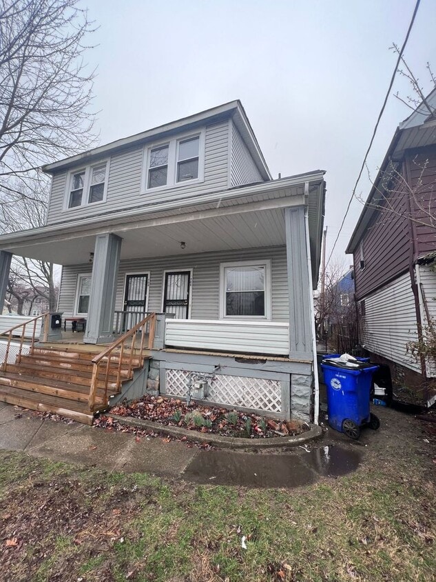 Primary Photo - 706-708 E 118th St