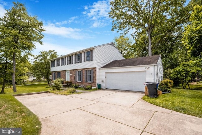 Building Photo - 10264 Wayover Way