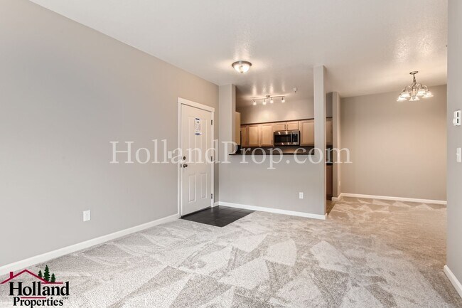 Foto del edificio - Great Condo W/ Garage NW Portland!!! *** 1...