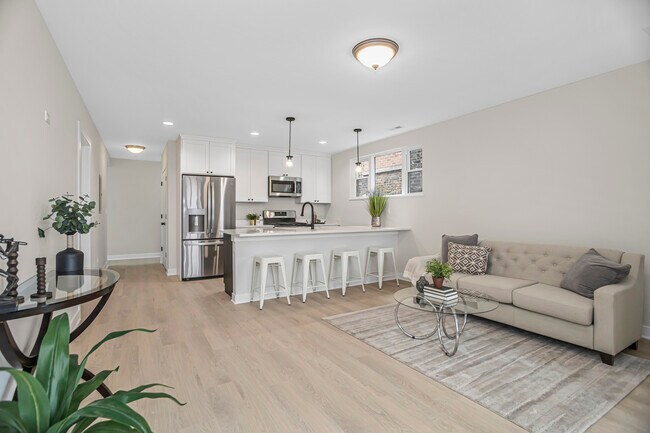 Foto del edificio - 5416 N Winthrop Ave
